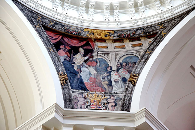 Primer fresco de la pechina en la Iglesia de la Concepción Real de Calatrava